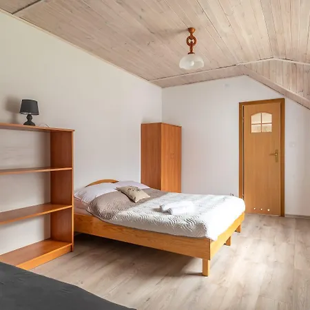 아파트 Wdzydzanin 브지드제 투호르스케스